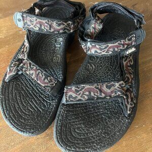 Teva Terradactyl Mens 8 Sandals Black Purple Tan‎ 6601  Walking Hook & Loop